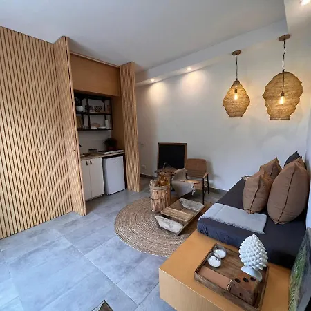 Santareddi וילה קסטלוצו