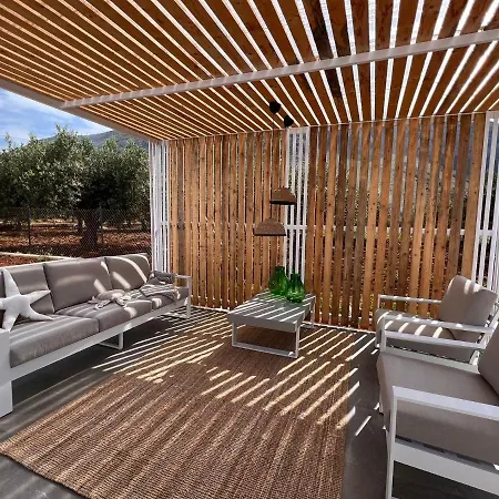 Santareddi * קסטלוצו