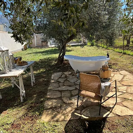 Santareddi * קסטלוצו